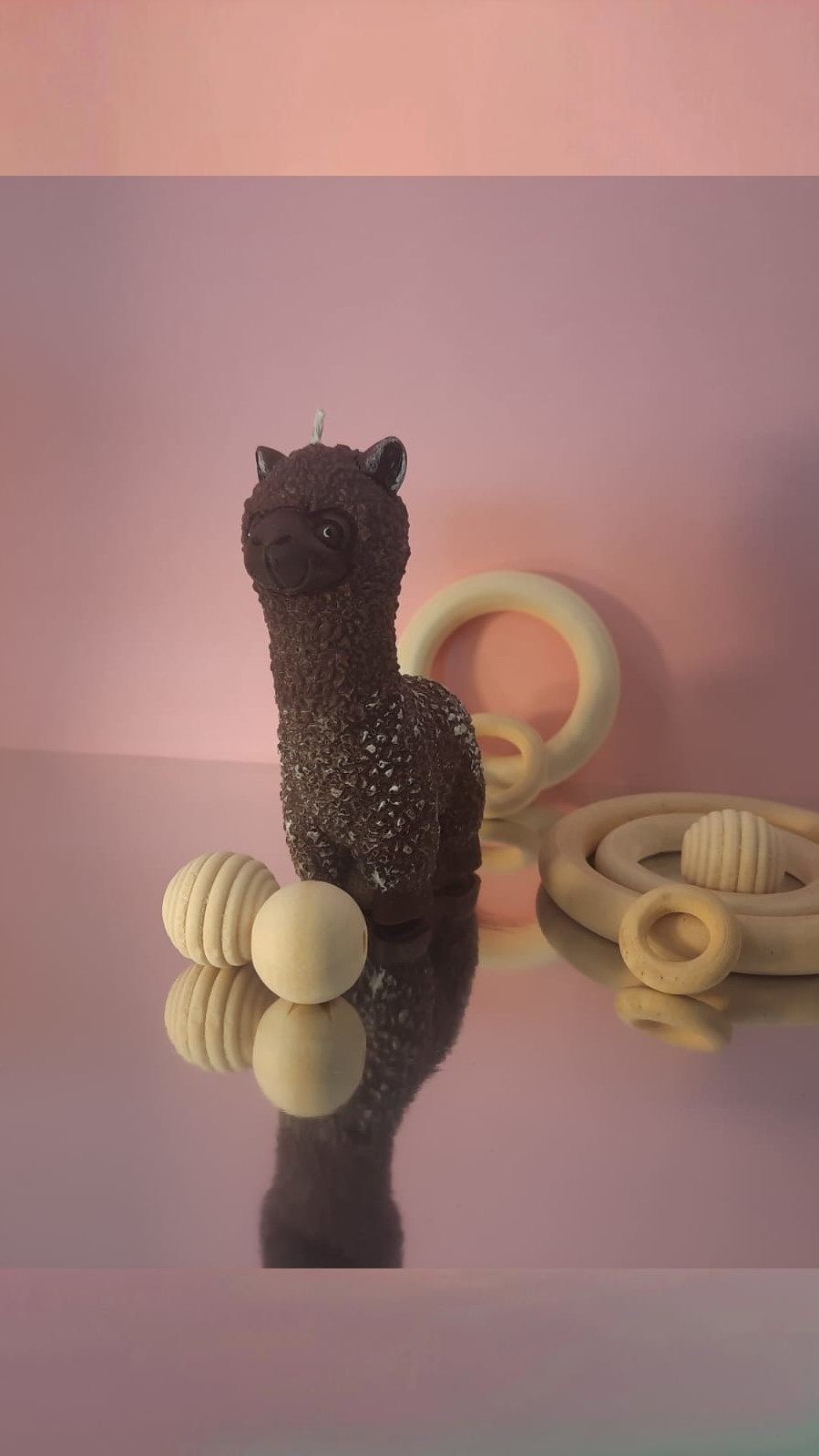 Lama Candle